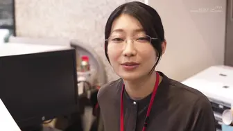 SDJS-312 [中文字幕]守 上班偷溜出来高潮不断的秘书 巨根玩具自慰油play 3P总务部秘书课-屋よしの
