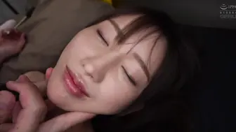 PPPE-356 [中文字幕] 听到说暗恋的继妹交了男友，我妒火中烧下了安眠药，每晚都趁她昏睡中出干她，楪カレン